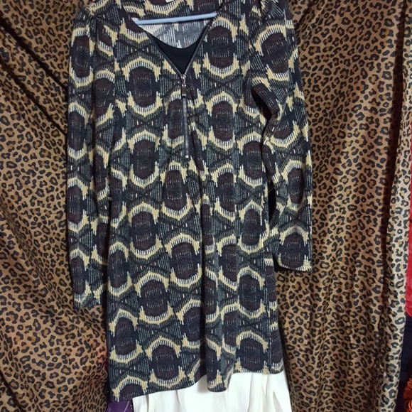 Dress out fits - Picture 6 of 8